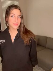 Megan McCarthy Sweatsuit Strip Onlyfans Video Leaked