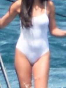 Selena Gomez Sexy Beach Swimsuit Paparazzi Set Leak