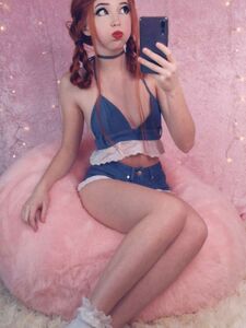 Belle Delphine Banana Selfie Photoshoot Onlyfans Set Leaked