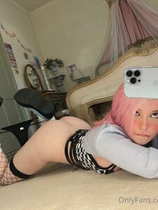 Belle Delphine Belle Cafe Full Onlyfans Set Leaked