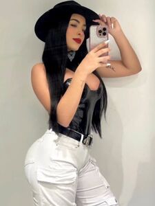 Gemelas Abello Aka Twins Bella Nude Curvy Boobs And Booty Onlyfans Leaks Photos