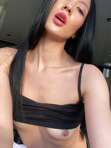 yoonaleecake exclusive onlyfans leaked nudes