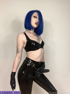 thezahraros exclusive onlyfans leaked nudes