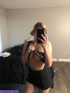 onlykarli exclusive onlyfans leaked nudes