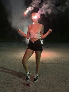 cremedelapeach exclusive onlyfans leaked nudes