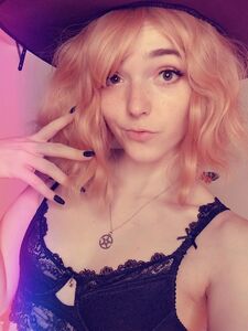 Lana Bee exclusive onlyfans leaked nudes