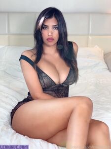 emirafoods exclusive onlyfans leaked nudes