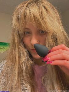 awlivv exclusive onlyfans leaked album