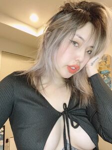 kniveschauu exclusive onlyfans leaked nudes