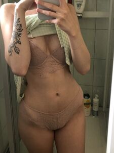 crrwie exclusive onlyfans leaked nudes