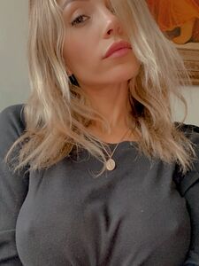 melaniepavola exclusive onlyfans leaked nudes