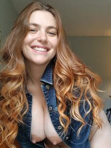 AwesomeKate new hot onlyfans leaked nudes