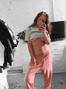 Emmillsxx new hot onlyfans leaked nudes