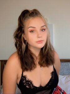 Rosikarterkiss new hot onlyfans leaked nudes