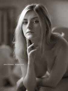 Eva Elfie new hot onlyfans leaked nudes