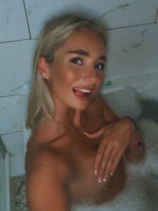 Rose Cassidy new hot onlyfans leaked nudes