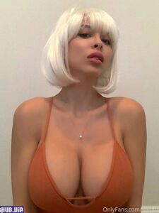 Mommy Zayla aka stepmother new hot onlyfans leaked nudes