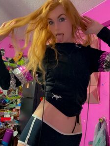 EMOZella new hot onlyfans leaked nudes