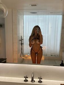 corinna kopf onlyfans leak photos