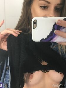 blondiekayyx onlyfans leaks nude photos