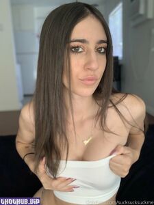 SuckSuckSuckMe aka YouLoveMads onlyfans leaks nude