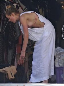 Amber Heard Nude Leaks Photos