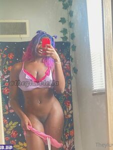 LUVV LEILA Onlyfans Leaks Nude Photos
