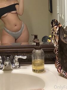 Realtaylerhills Onlyfans Leaks Latest Nude Photos