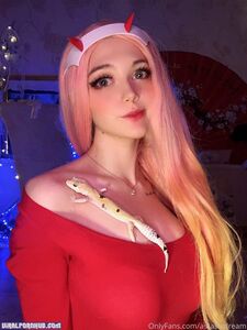 AstasiaDream (899 pictures)