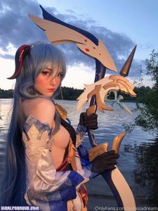 AstasiaDream (899 pictures)