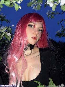 AstasiaDream (899 pictures)