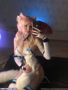 AstasiaDream (899 pictures)