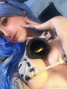 AstasiaDream (899 pictures)