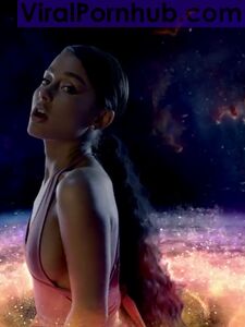 Ariana Grande Nude Leaks