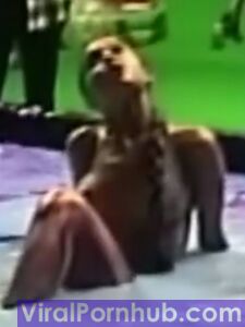 Ariana Grande Nude Leaks