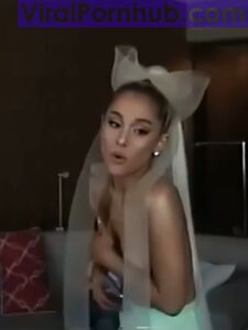 Ariana Grande Nude Leaks