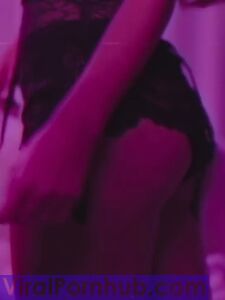 Ariana Grande Nude Leaks