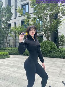 songyuxin_hitomi  Onlyfans Leaks Nude Album