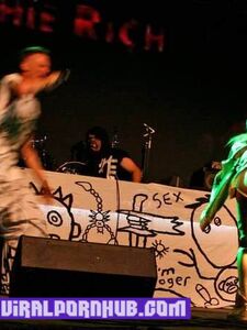 Yolandi Visser Naked Photos Leaked