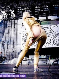 Yolandi Visser Naked Photos Leaked