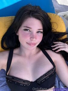 BelleDelphine Candid Holiday Photos Latest Onlyfans Premium Leaks