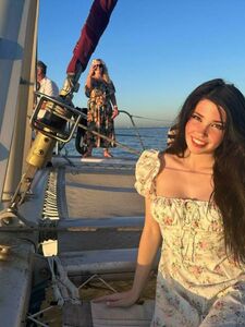 Belle Delphine Candid Holiday Photos Onlyfans Set Leaked