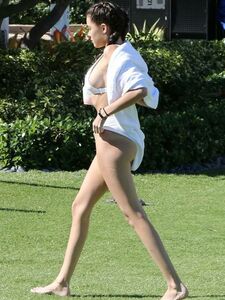 Madison Beer Sexy Camel Toe Bikini Set Leaked