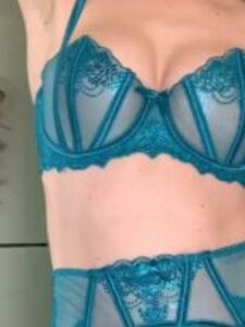 Emily Bloom Strip Nude Lingerie OnlyFans SET Leaked