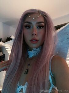 Wanderlustluca Angel set