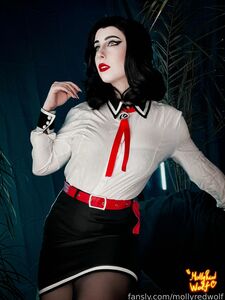 MollyRedWolf Bioshock cosplay