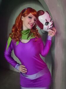 Lada Lyumos Daphne Cosplay