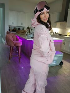 Alinity Snowboarder Nude Pussy Bendover And Nipples Out Latest Onlyfans Leaks Set