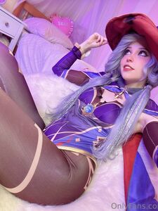 Belle Delphine Mona Cosplay Nude Pussy Rides Dildo Onlyfans Leaks Photos