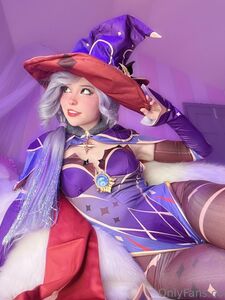 Belle Delphine Mona Cosplay Nude Pussy Rides Dildo Onlyfans Leaks Photos